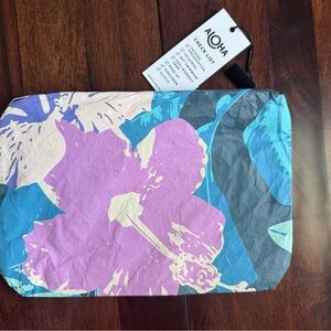 NWT Aloha Collection small bag